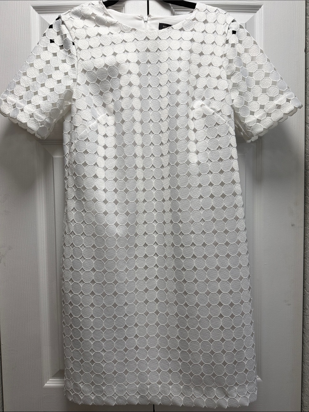 Banana Republic White and Black Label Crewneck Top